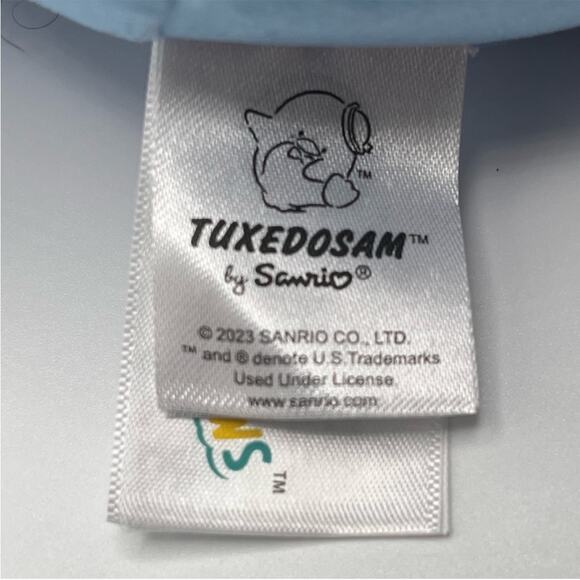 Tuxedosam Sanrio Squishmallow Tuxedosam
Plush Toy 7 inches - Picture 8 of 8